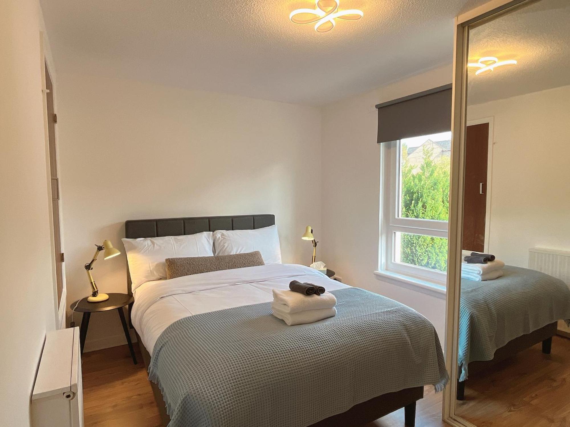 Cozy 2 Bedrooms With Private Parking Space And Garden Edynburg Zewnętrze zdjęcie